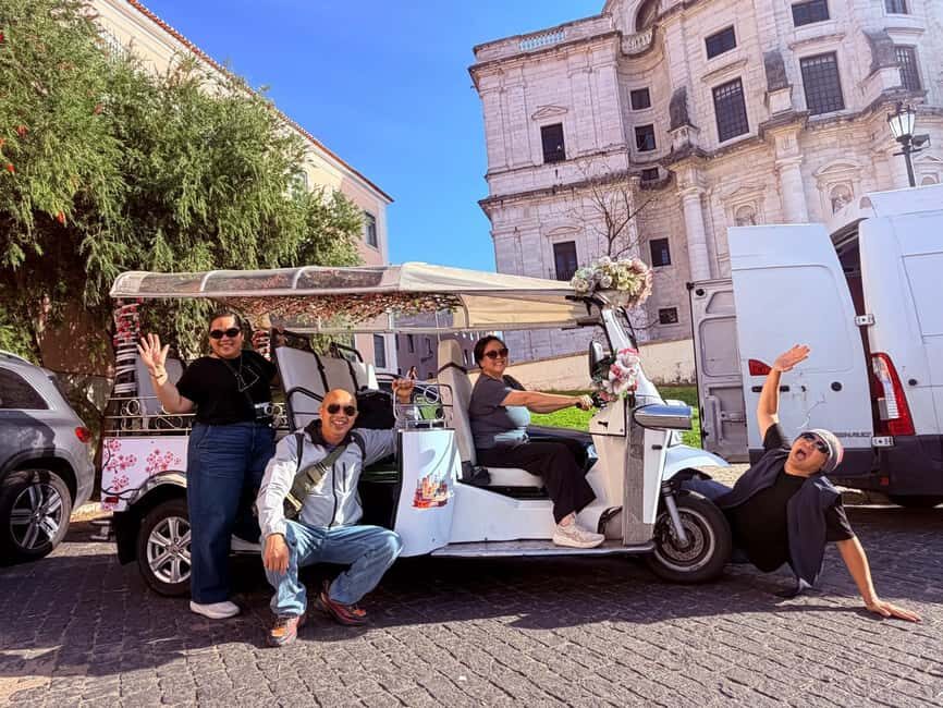 Lisbon: City Tour by Tuk Tuk with Free Souvenir - Key Points