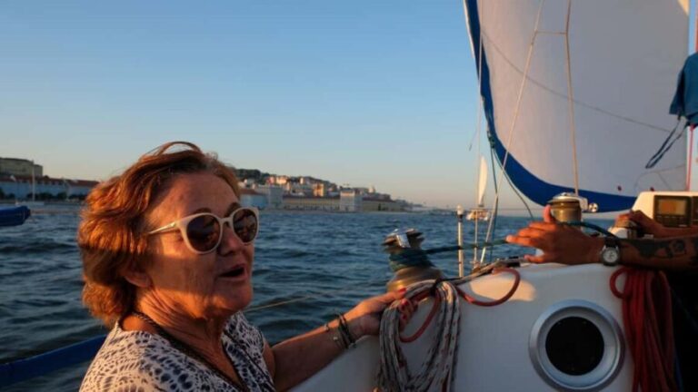 Lisbon: Daily Boat Tour with Drinks & Snacks - Who Will Love This Tour?