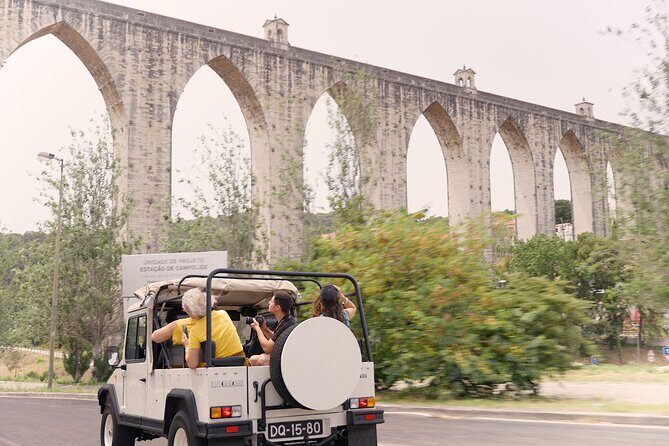 LISBON DAILY TOUR in a Vintage Jeep with FOOD & DRINK Tastings - Who Will Love This Tour?