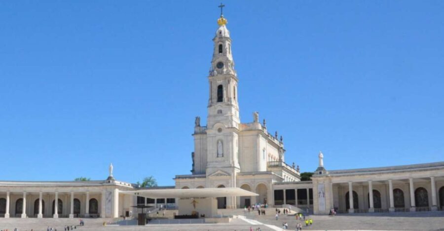 Lisbon: Fátima, Batalha, Nazaré and Óbidos w/ Ginja Tasting - The Experience: Pros, Cons, and Real-World Insights