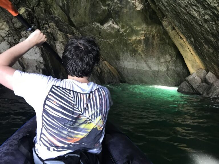 Lisbon: Full-Day Sesimbra Kayak Tour with Picnic - The Picnic and Additional Perks