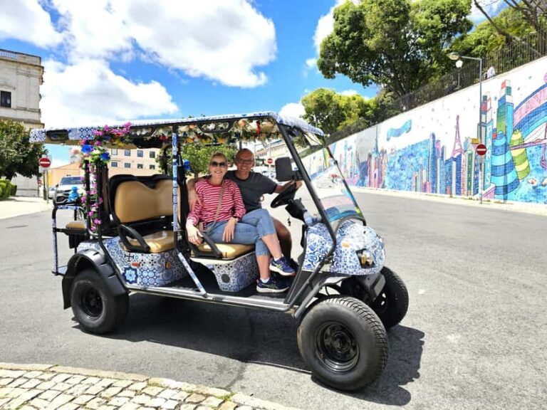 Lisbon: Guided Tuk-Tuk Tour Alfama and history 90 min - Analyzing the Itinerary
