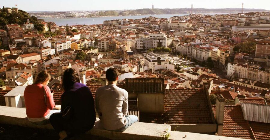 Lisbon Main Highlights Half Day Private Tour - Special Visits & Scenic Highlights