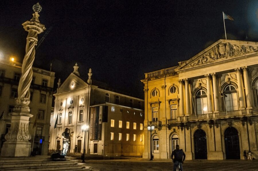 Lisbon: Mysteries and Legends of the City Guided Tour - Exploring the Lisbon Cathedral
