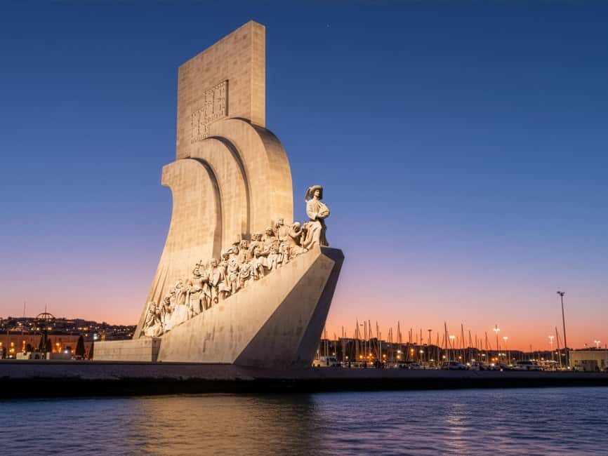 Lisbon Night Cruise: Illuminated Sights on the Tagus River - Who Should Consider This Tour?