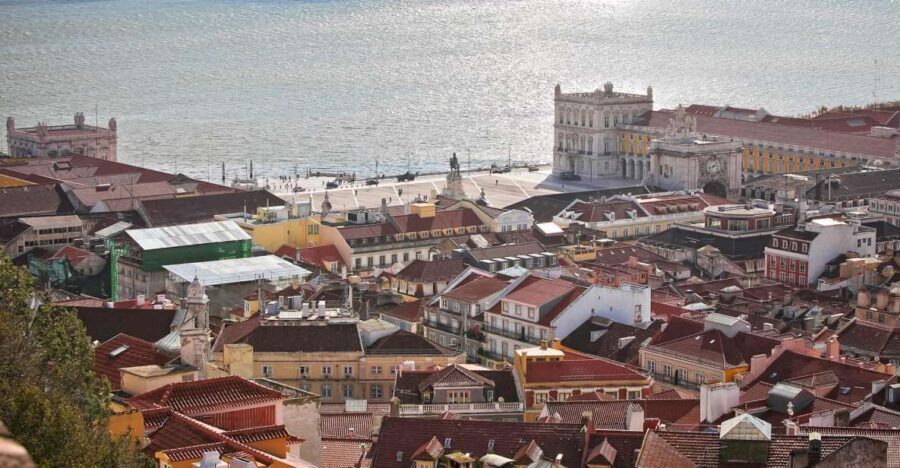 Lisbon: Private Full-Day Chauffeur Driven Tour - Who Should Consider This Tour?