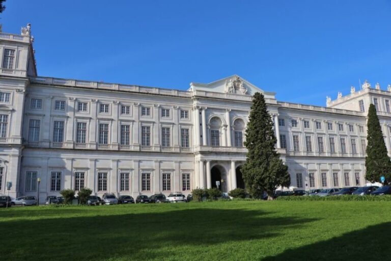 Lisbon: Private Historical Tour to Queluz and Ajuda Palaces - What Makes This Tour Stand Out