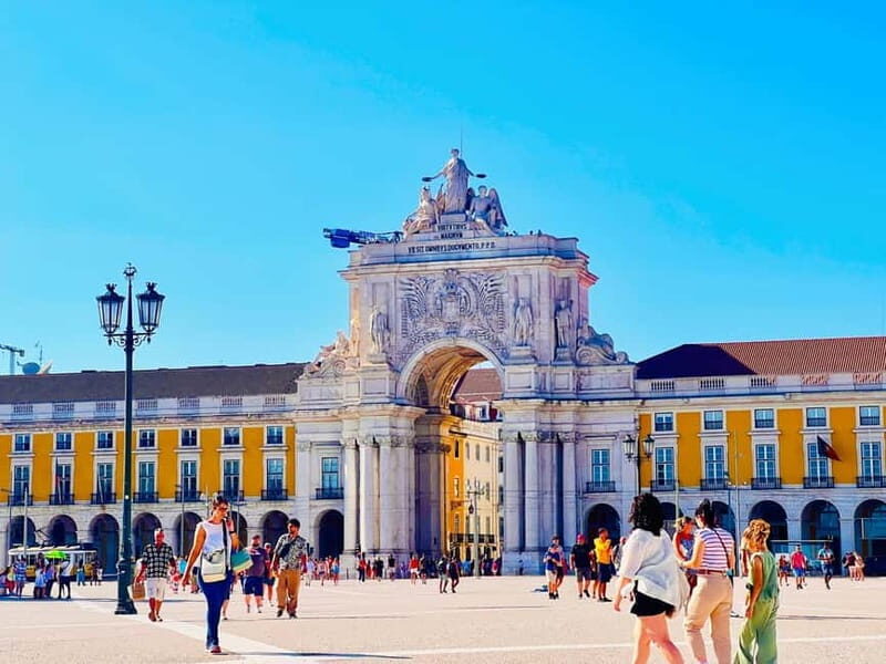 Lisbon: Private Tuk Tuk Tour with Polaroid Photos - Price and Value