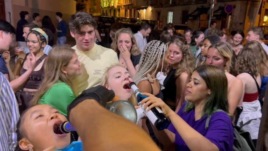 Lisbon Pub Crawl: Unlimited Drinks, Shots & V.I.P Club Entry - Why This Tour Gets Rave Reviews