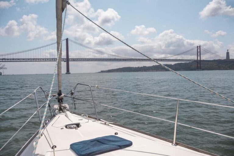 Lisbon: Sailing trip on the Tagus River - The Itinerary in Detail