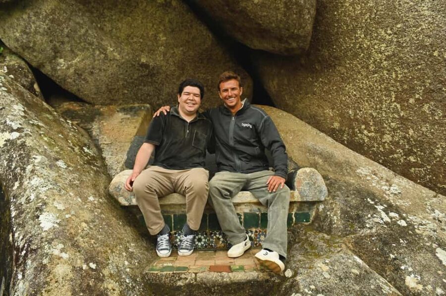 Lisbon: Sintra, Cascais & Pena Palace Tour with Lunch - Exploring Sintra’s Streets