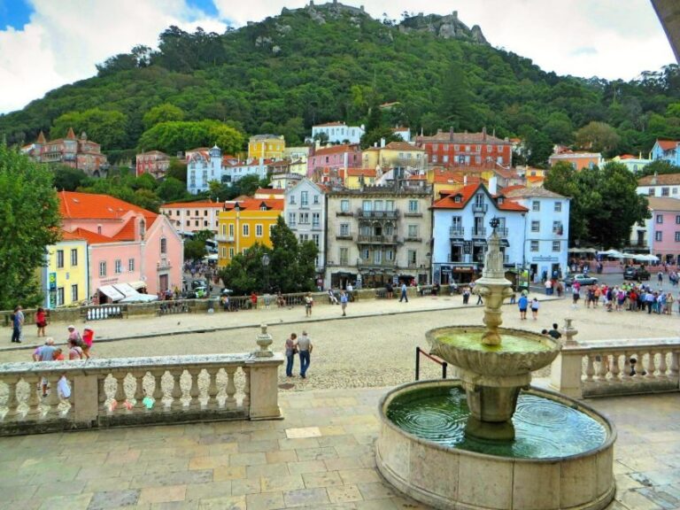 Lisbon: Sintra & Pena Palace Half-Day Tour with Hotel Pickup - A Closer Look at the Itinerary