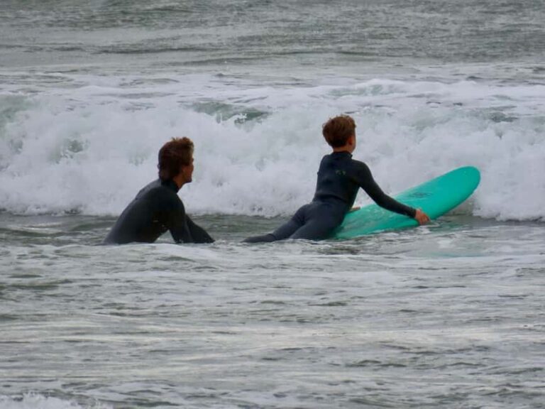 Lisbon: Surf Lesson, Sesimbra & Arrábida Wine Tasting Tour - Is This Tour Right for You?