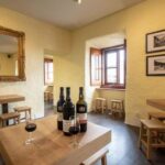 Lisbon: Tasting of two Port wines and Pastel de Nata - The Setting and Accessibility