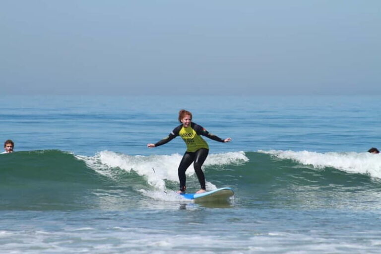 Lisbon: The Surf Instructor - surf lessons with transfer - The Beach and Location