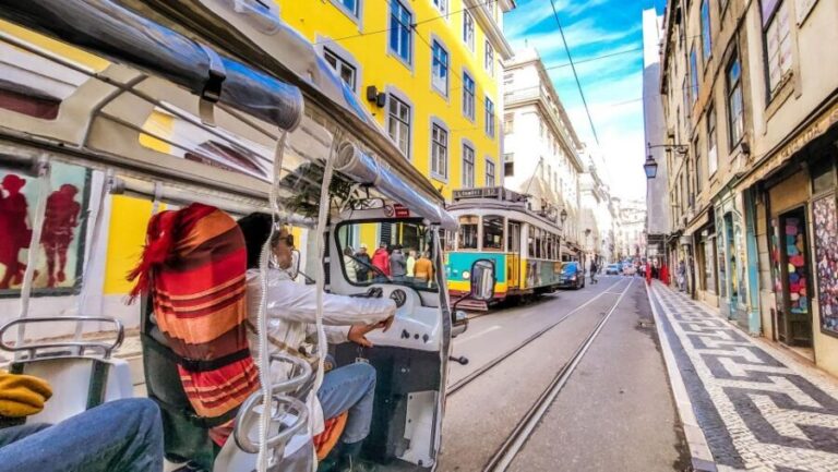 Lisbon tour Oldtown & Viewpoints on a tuktuk! - What to Expect from the Tour
