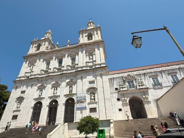 Lisbon: Tuk Tuk Tour of Old Town - Exploring the Itinerary
