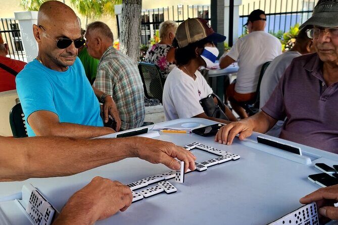 Little Havana Walking Tour for History Buffs - Food and Beverage Highlights
