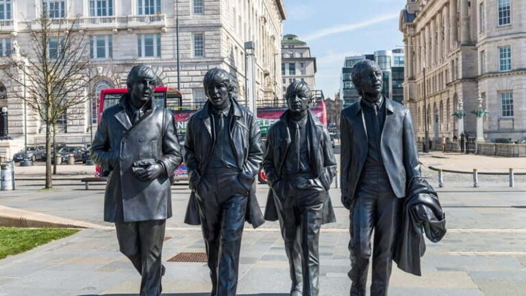 Liverpool: Custom Highlights & Hidden Gems Tour with a Local - The Sum Up