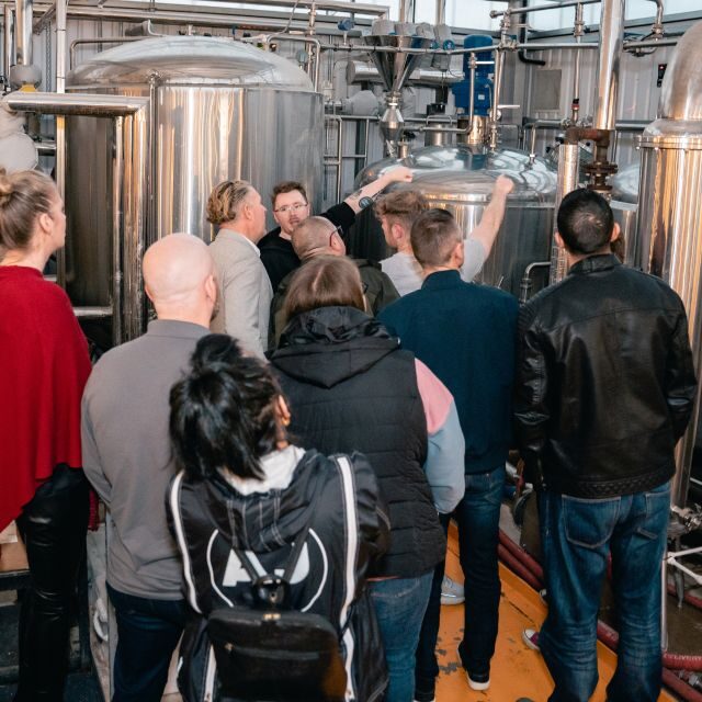 Liverpool Views, brews, football & History Tour - Liverpool Cathedral: Architectural Wonder and Relaxing Spot