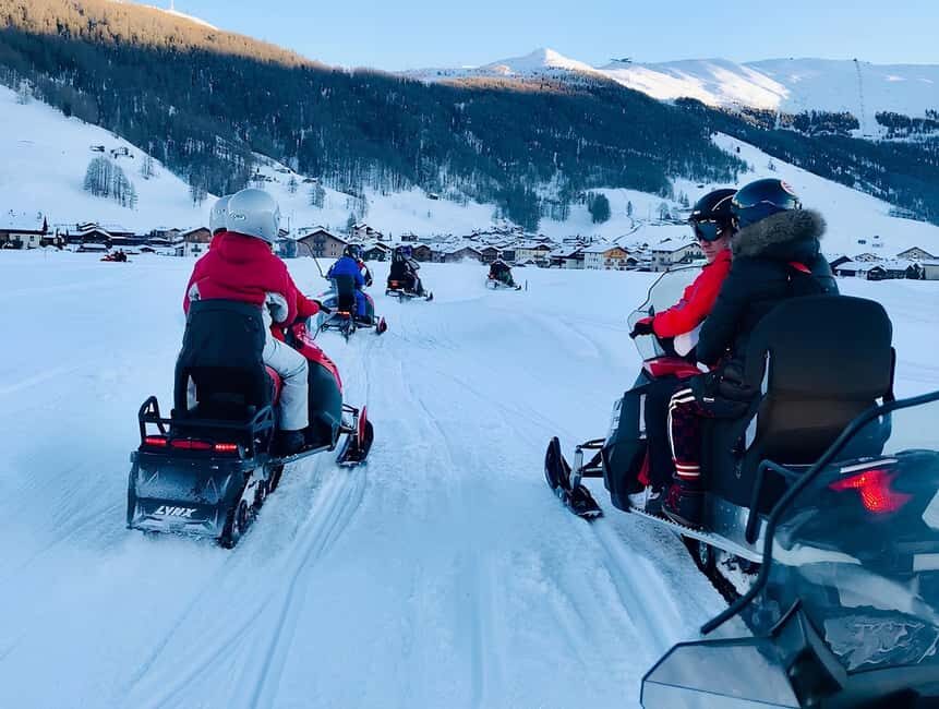 Livigno: Snowmobile Ride on Lake Livigno in the Alps - The Experience of Driving Your Snowmobile