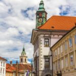 Ljubljana: 2.5h walking tour with local guide - The Historic and Cultural Landmarks