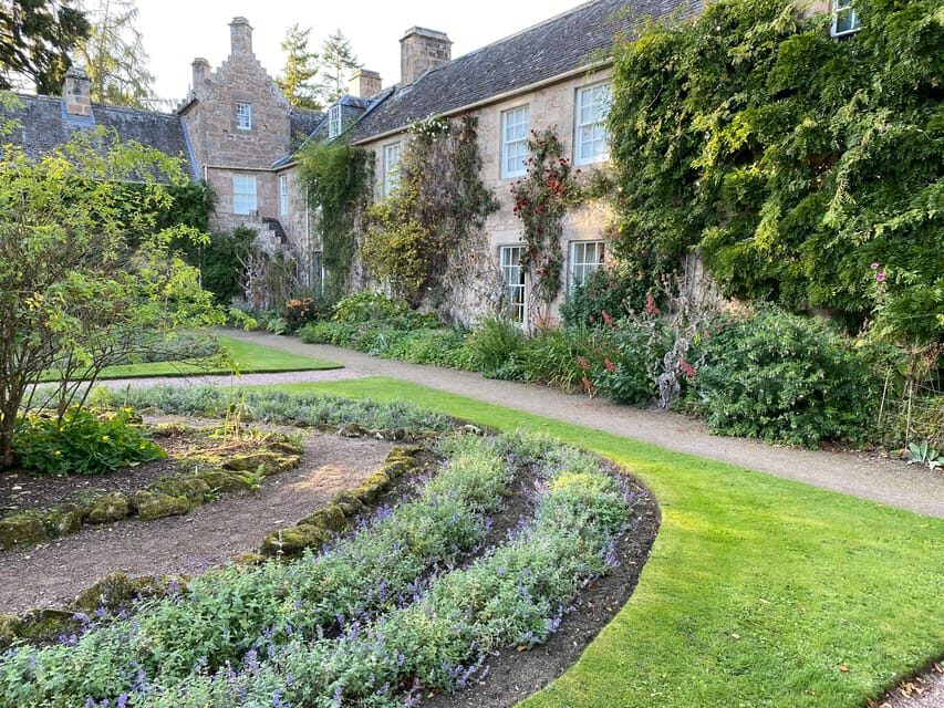 LOCH NESS, CULLODEN, AND CLAVA CAIRNS TOUR. From Invergordon - FAQs