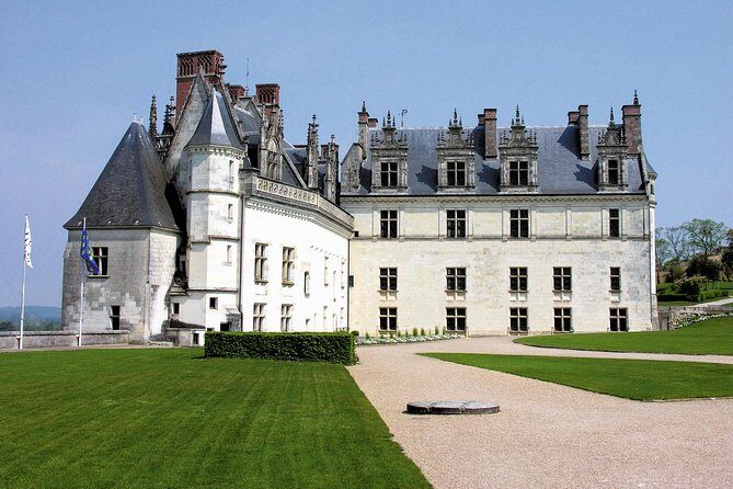 Loire Valley Castles Private Trip including Lunch from Paris - Frequently Asked Questions