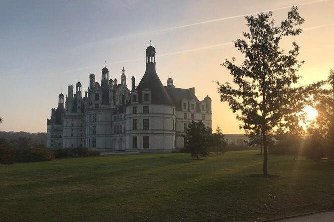 Loire Valley Castles Small-Group Day Trip from Paris - The Practicalities and What to Expect