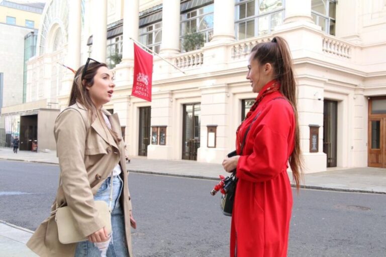 London: Beatles Walking Tour with Top Guide and 60s Bar - What Makes This Tour Special