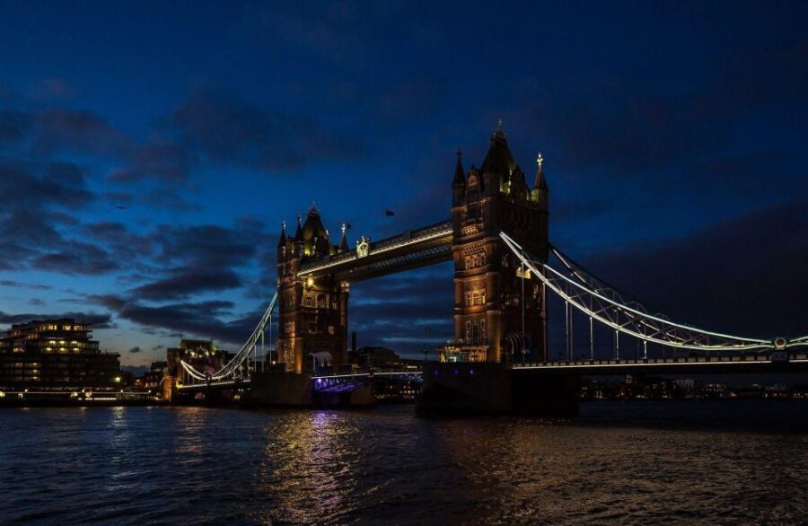 London Bridges Night Time Light Private Tour - The Highlights of the Tour