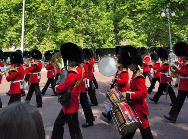 London: Buckingham, Big Ben & Westminster Abbey Tour - Who This Tour Is Perfect For