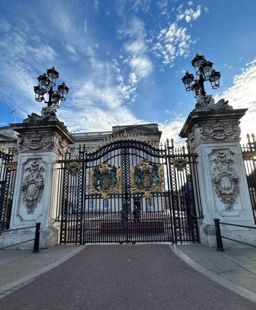 London: Buckingham Palace & Westminster Guided Walking Tour - What’s Included and What’s Not