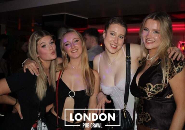 London: Central London Pub Crawl with Drink Deals - Who Will Love This Tour?