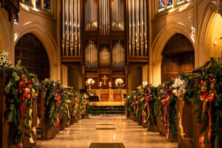 London: Christmas Carols and Lights Private Tour - Exploring London’s Christmas Lights