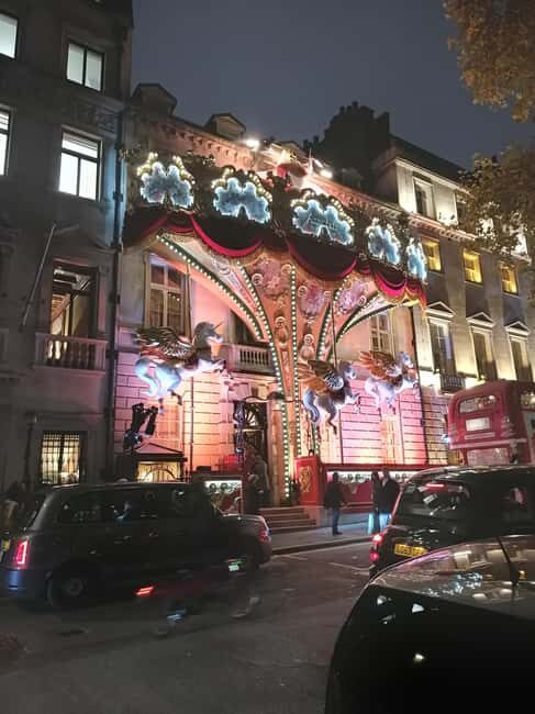 London: Christmas Lights and Festive Pubs Walking Tour - Who Will Love This Tour?
