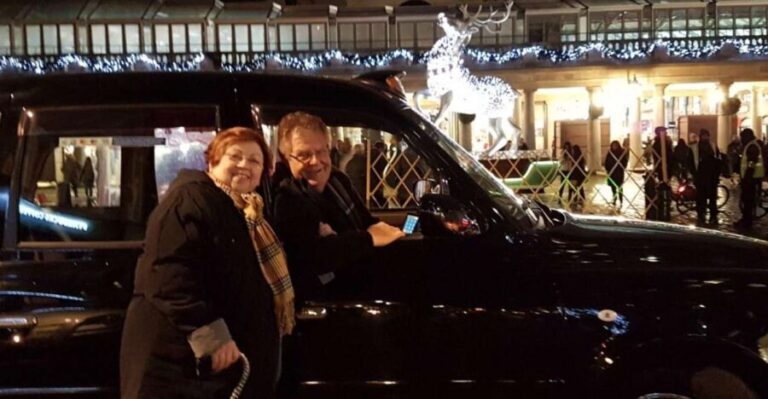 London: Christmas Lights Tour in a Black Cab - What the Experience Looks Like
