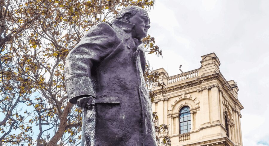 London: Churchill and World War 2 Walking Tour - War Memorials and Commemorative Sites