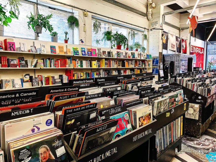 London: East End Private Tour with a Local Guide - Key Points