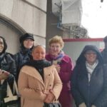 London: Family-Friendly Black Tudors Thames Walking Tour - Sensory Engagement and Interactive Elements