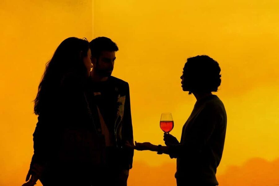 London: FRAMELESS Lates Immersive Art Experience - The Galleries and Their Atmosphere