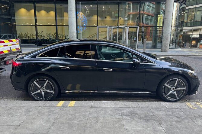 London Gatwick Airport LGW Private Transfer to London City/Hotels - The Experience in Detail