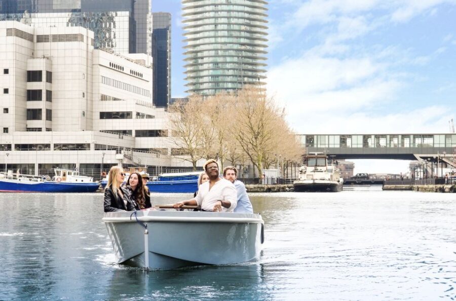 London: GoBoat Rental in Canary Wharf with London Docklands - How Does It Compare?
