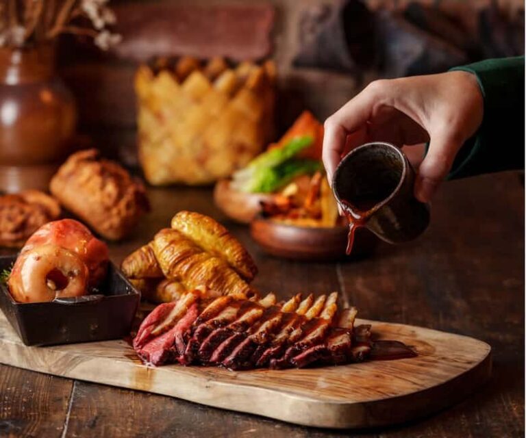 London: Guided tour of London with Sunday Roast - FAQs