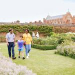 London: Hampton Court Palace Private Tour with Train Option - The Itinerary Breakdown: What Will You Experience?