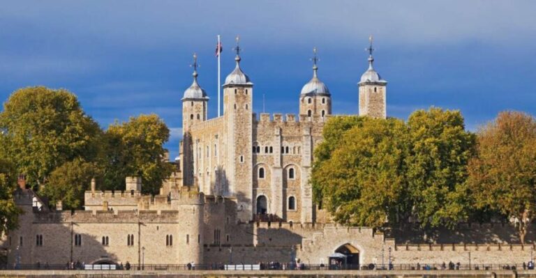 London: Harry Potter Walking Tour and Tower of London Entry - Exploring the Tour: What to Expect at Every Step
