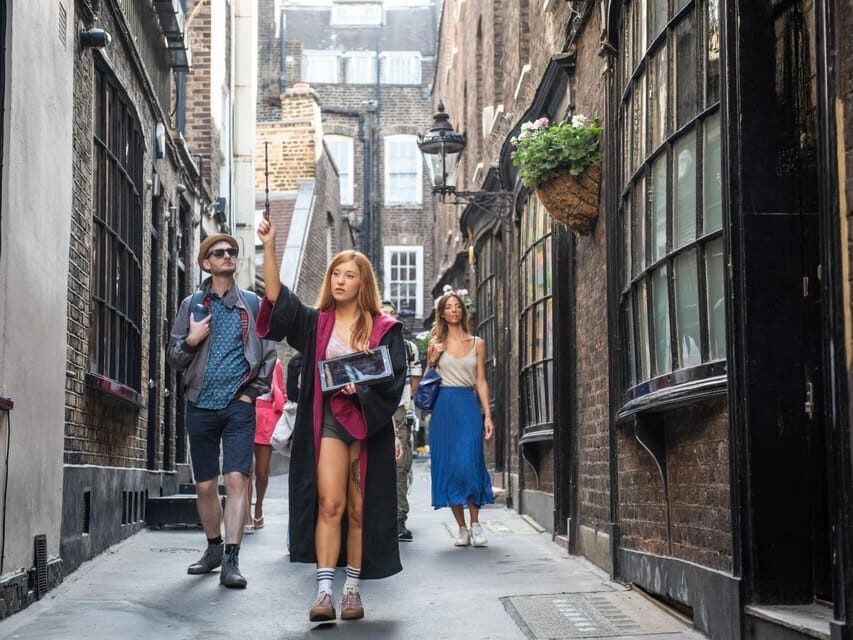 London: Harry Potter Walking Tour & the London Dungeons - What People Are Saying