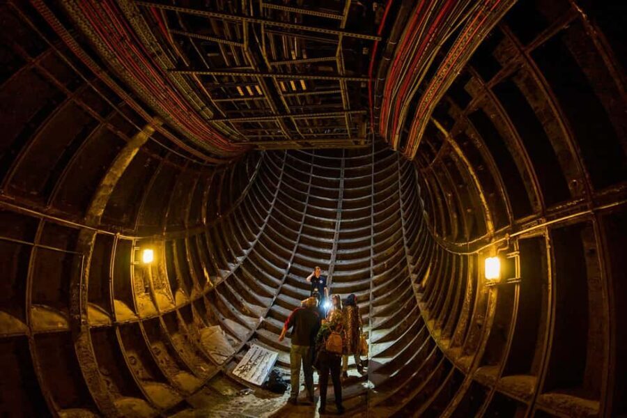London: Hidden Tube Tour - Green Park Station - The Stations Secret Passageways and Lift Landings