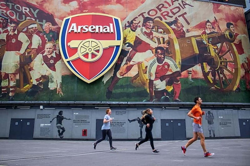 London Landmarks Group Guided Tour Along the Thames - What Travelers Are Saying