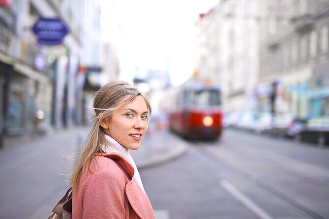 London Local Fashion Designers Shopping Tour with a Stylist - Location, Schedule, and Practicalities